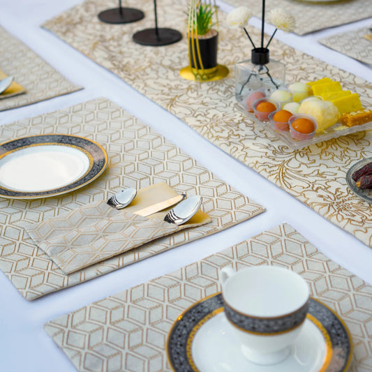 Paradise Bloom Golden Cluster Table Set