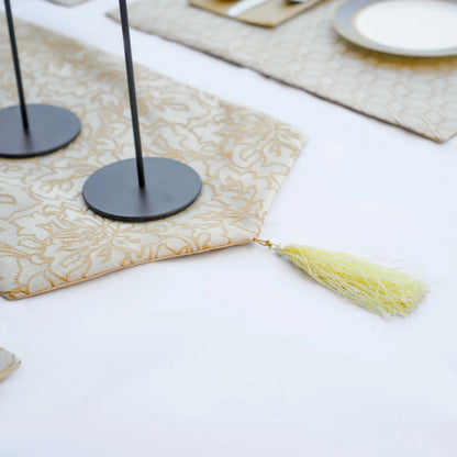 Paradise Bloom Golden Cluster Table Set